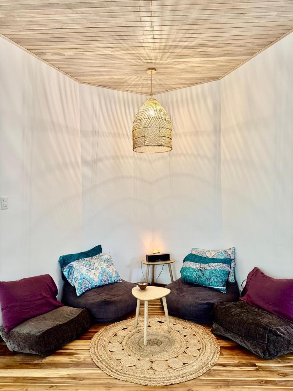 Iluminar Beachfront Suites Nosara Room photo